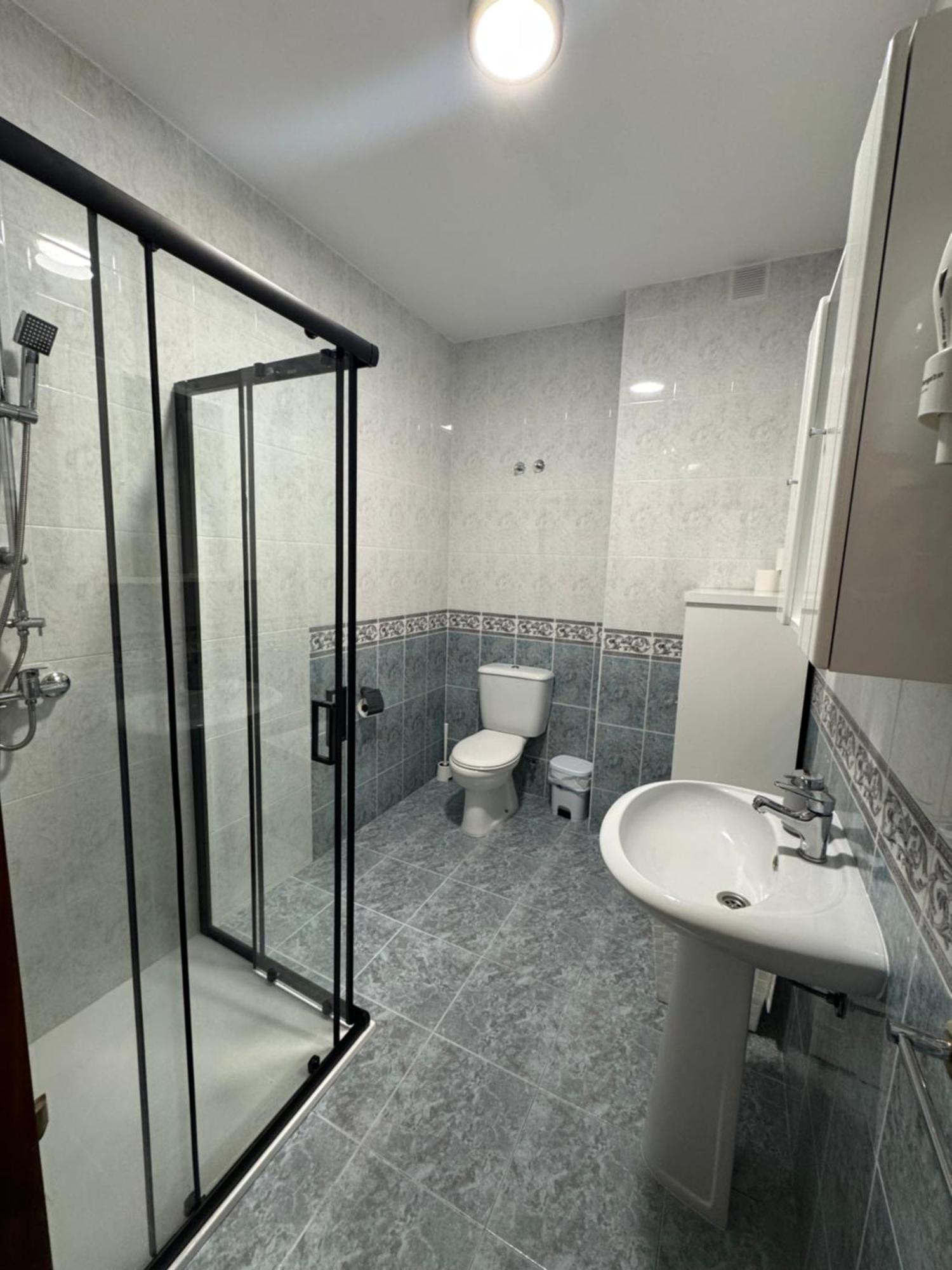 Hostal Mare *